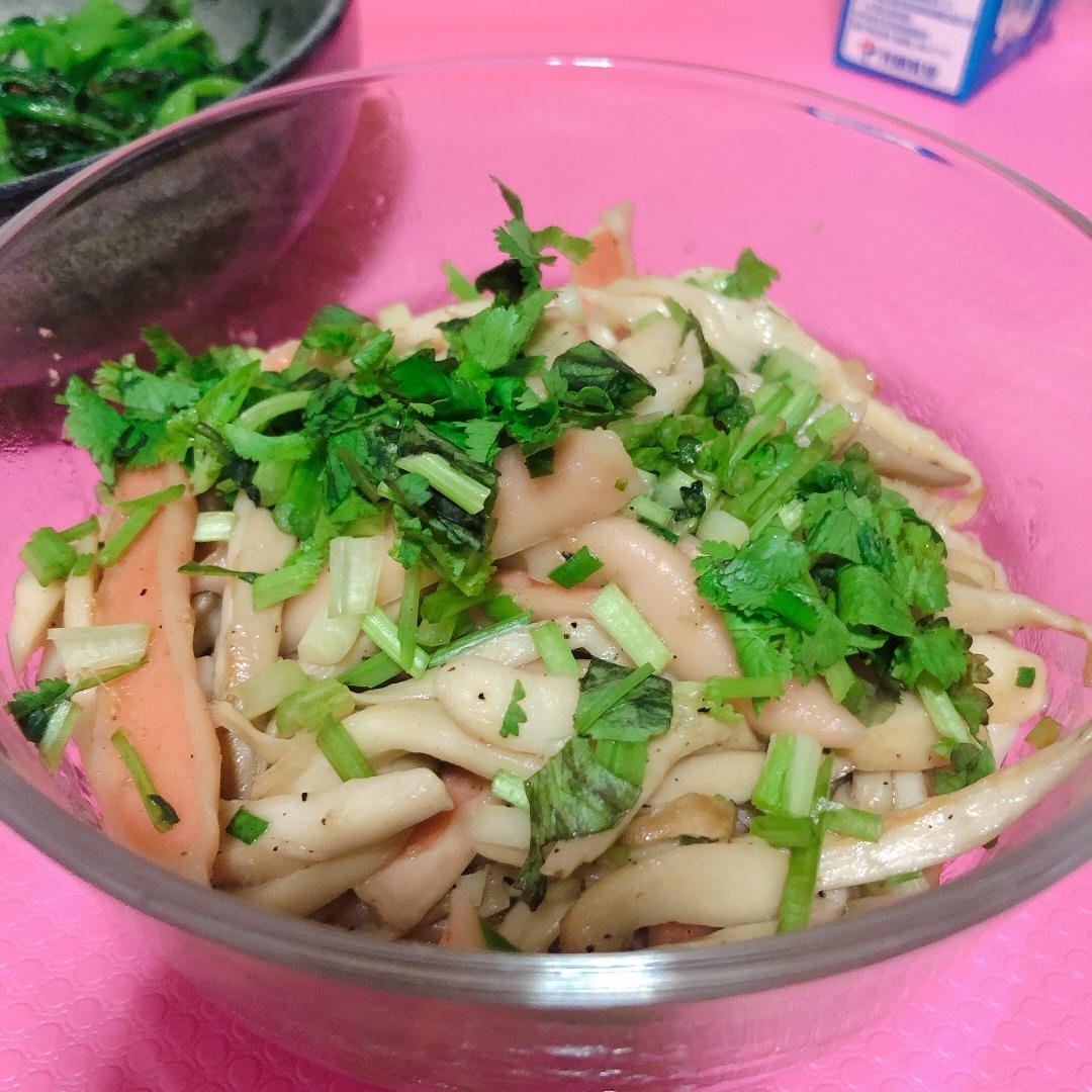 爆炒杏鲍菇
