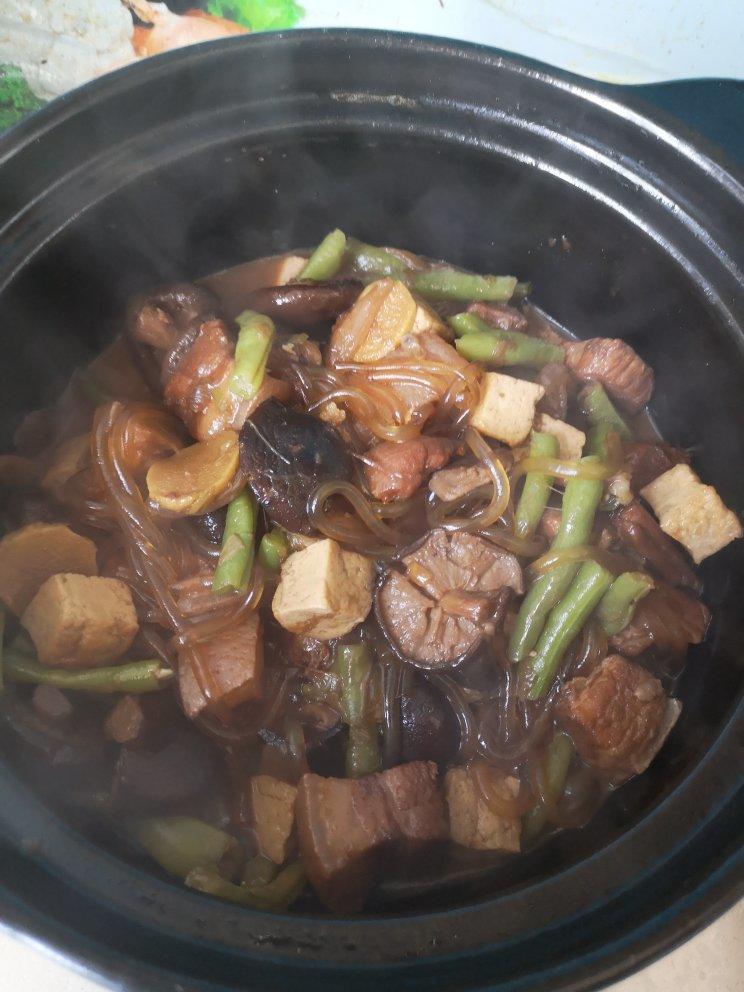 冬笋香菇卤肉饭（一碗饭俘获老公的胃）