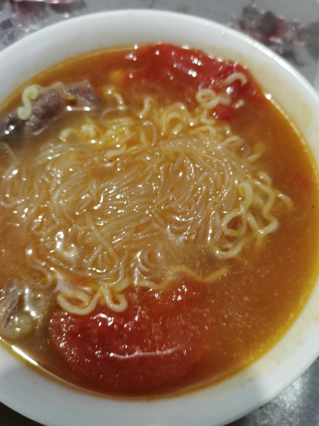 番茄粉丝汤