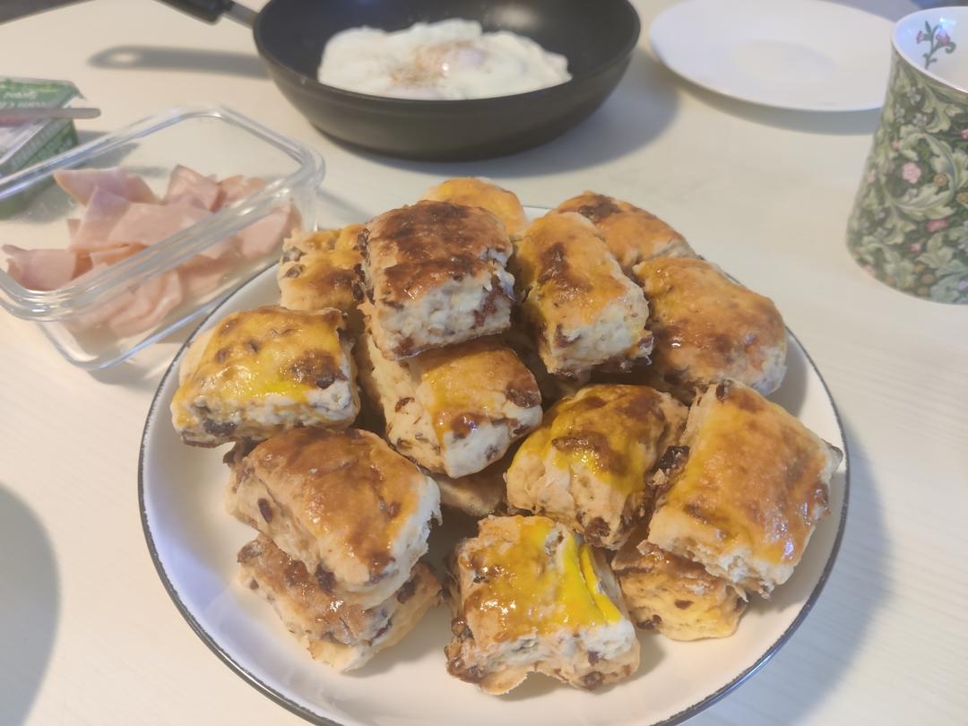 消耗淡奶油的司康