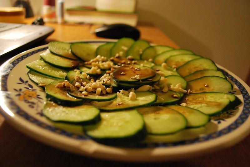 松子黄瓜的做法