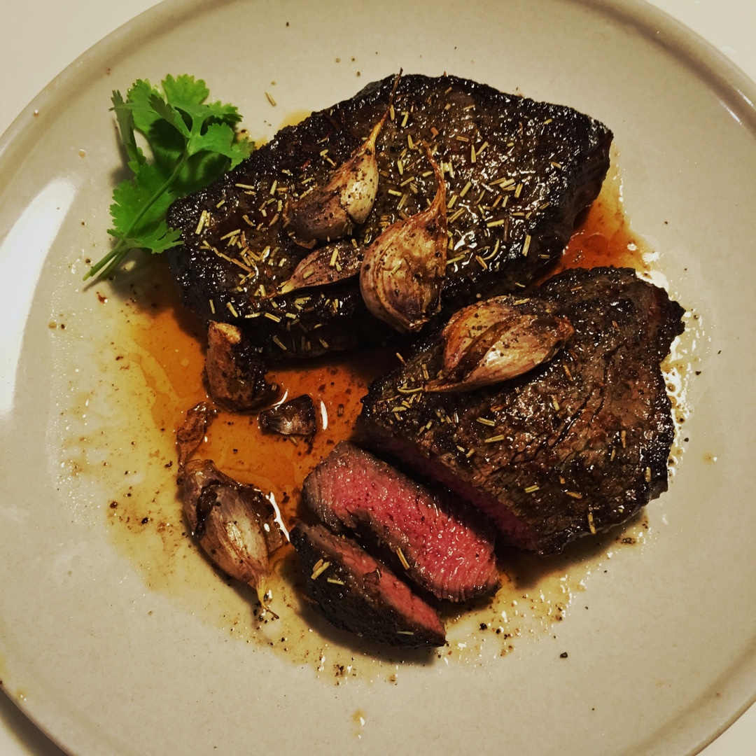 好吃到哭的煎牛排