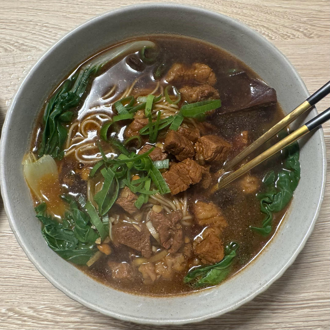 红烧牛肉面
