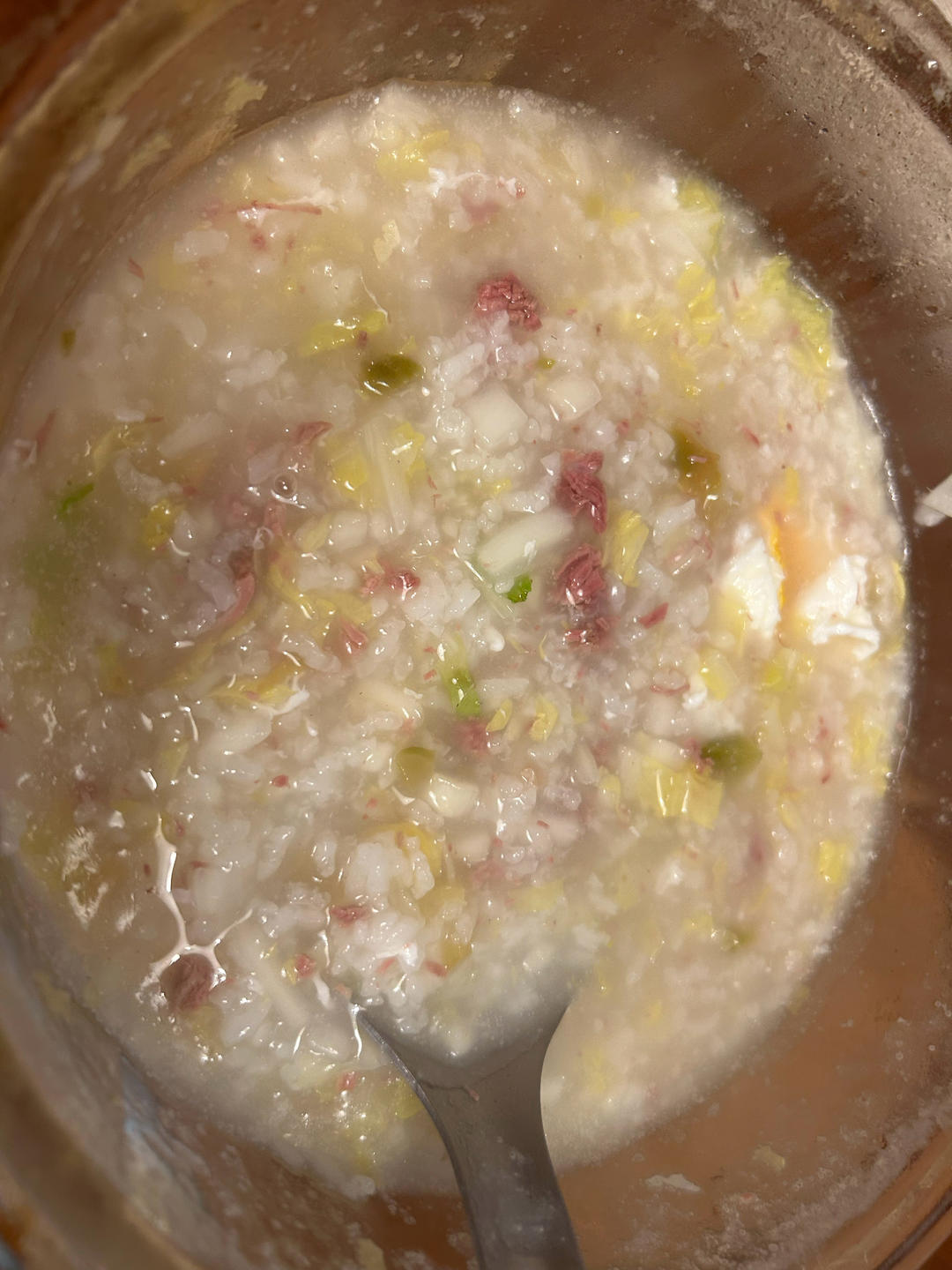 窝蛋牛肉粥(生滚牛肉粥)