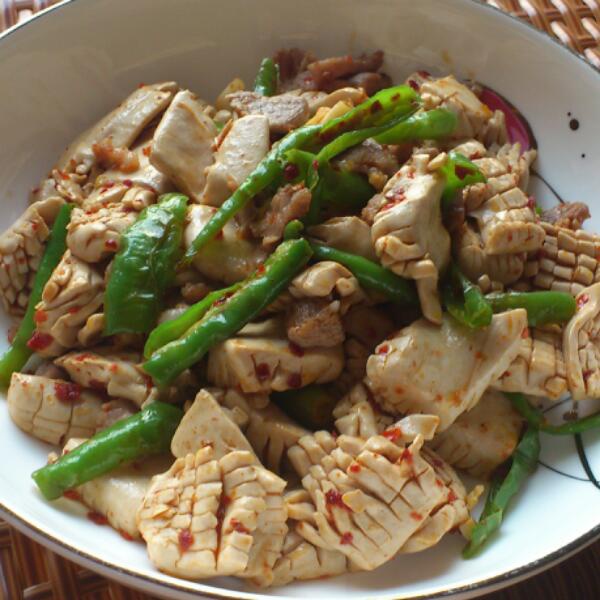 喵乐个咪咪咪做的爆炒神仙豆腐