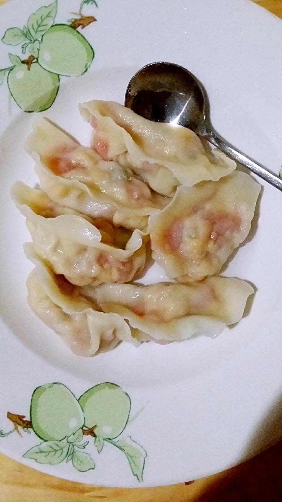 西红柿鸡蛋饺子的做法