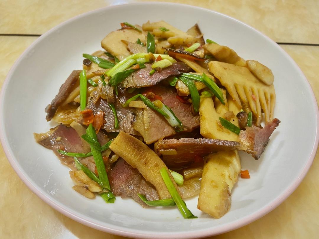 春笋炒腊肉