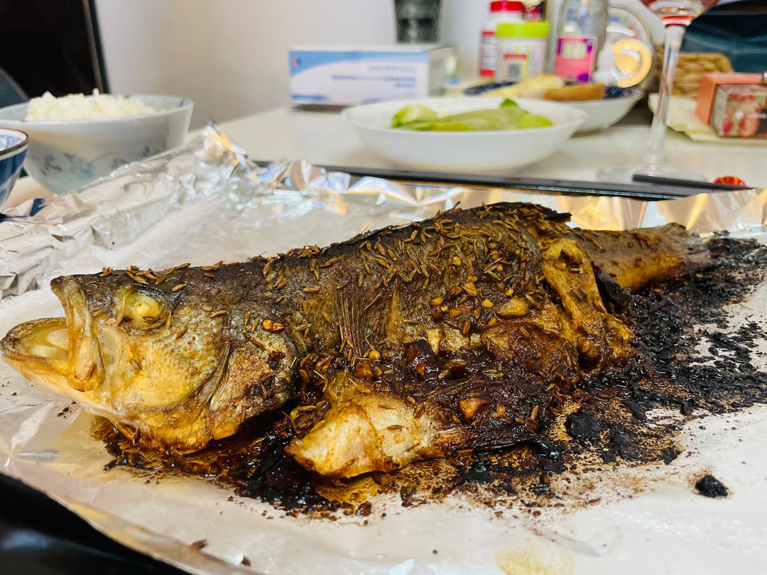 超简单的烤鲈鱼🐟