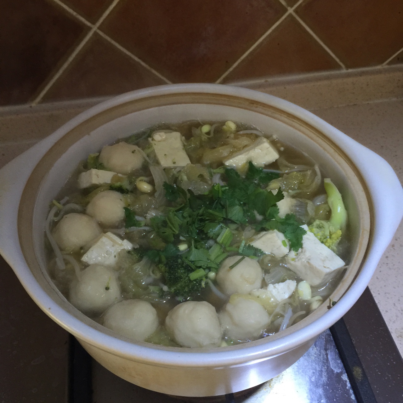 砂锅白菜鱼丸粉丝汤