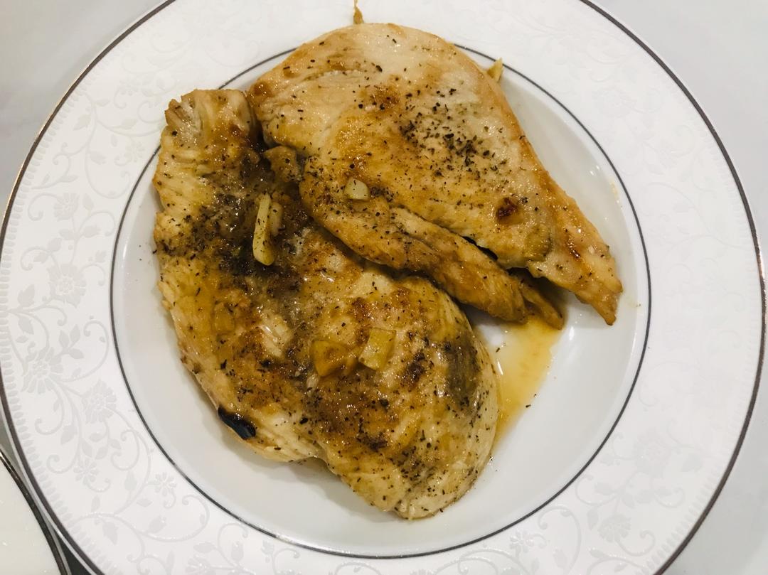 【嫩煎鸡胸肉】