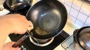 🍳熟鐵鍋開鍋&保養的做法 步骤3