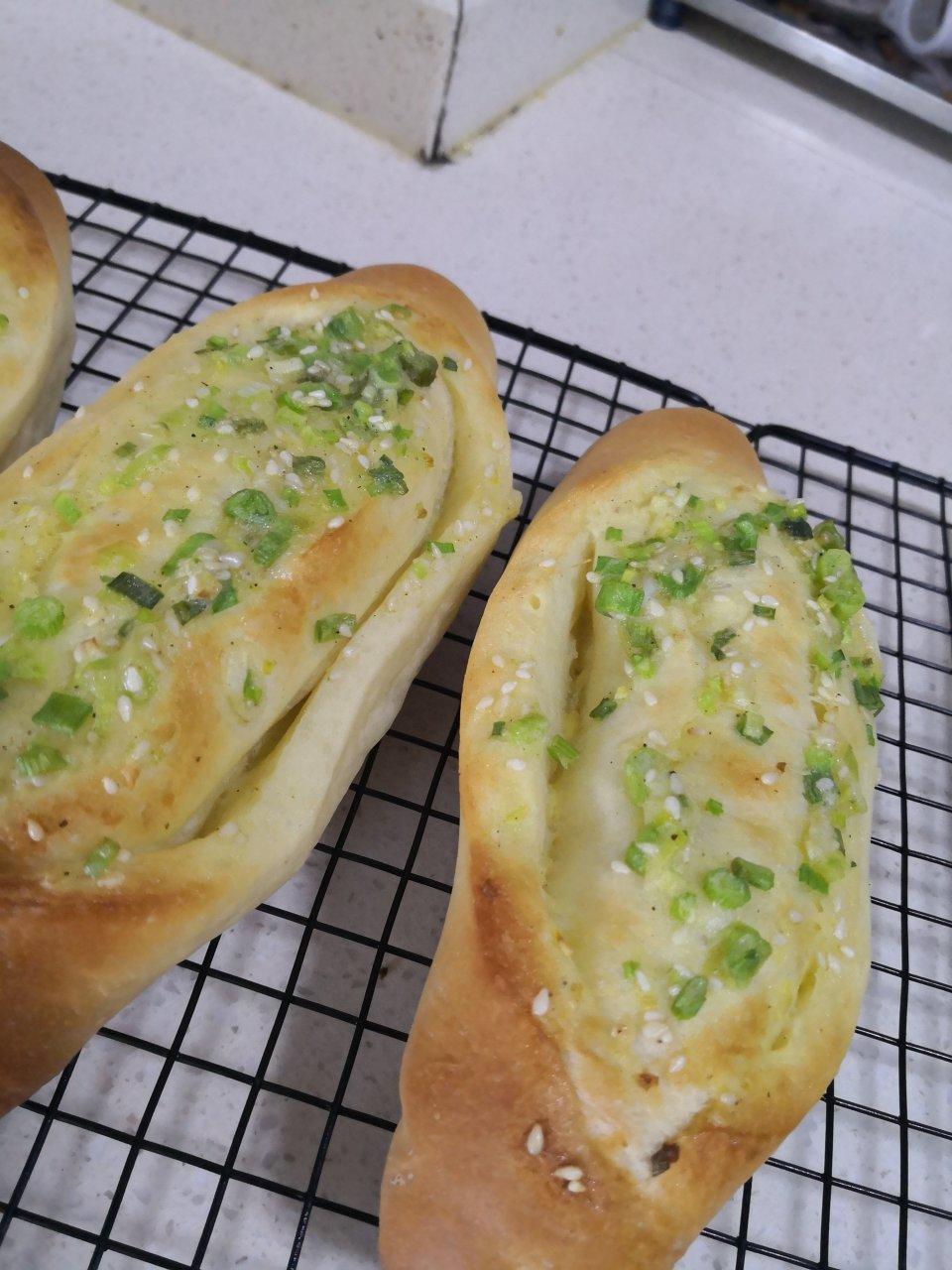 经典台式面包—香葱面包