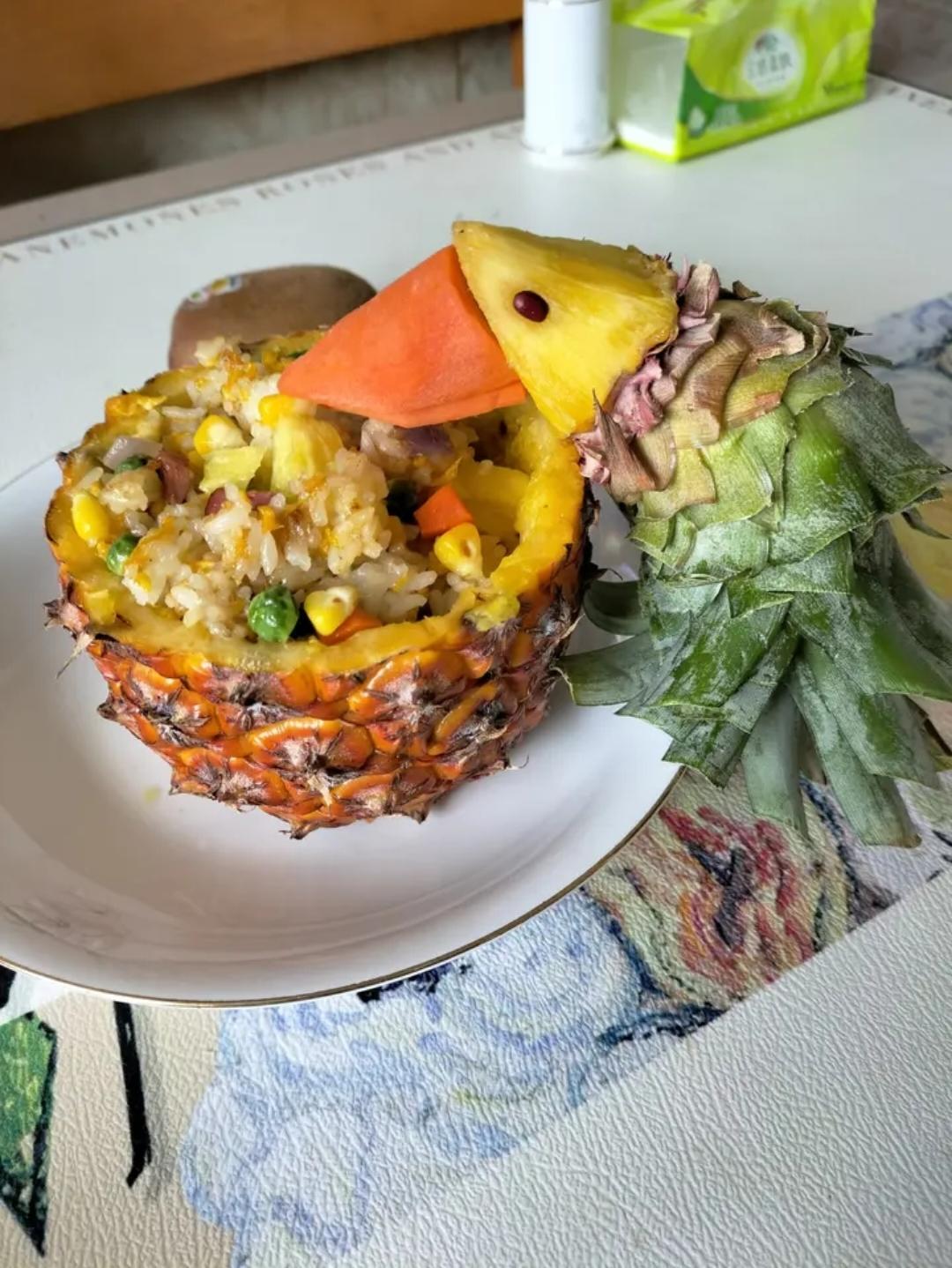 鸟语花香---凤梨炒饭（附鸟的做法）