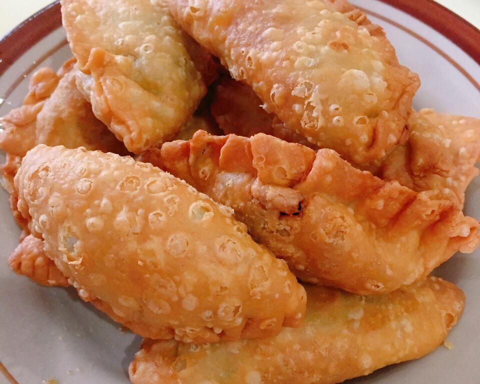 韭菜角仔 香脆好吃 比韭菜盒子好吃 马来西亚叫咖喱卜karipap 的做法步骤图 Amberkee 芝芝 下厨房