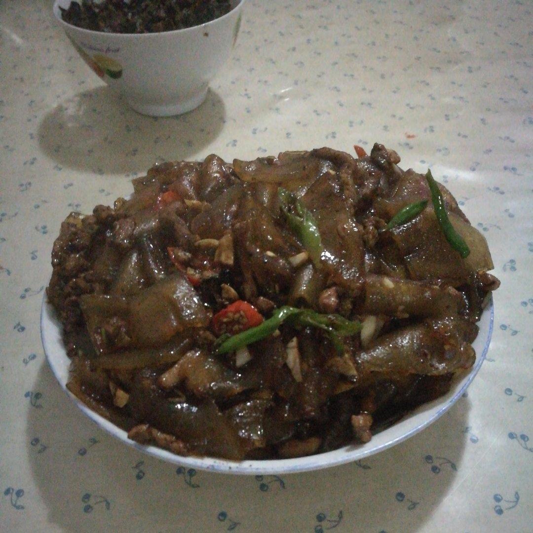 蚌埠小孩最爱的—拉皮炒肉丝