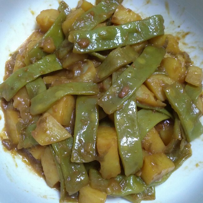 土豆炖豆角