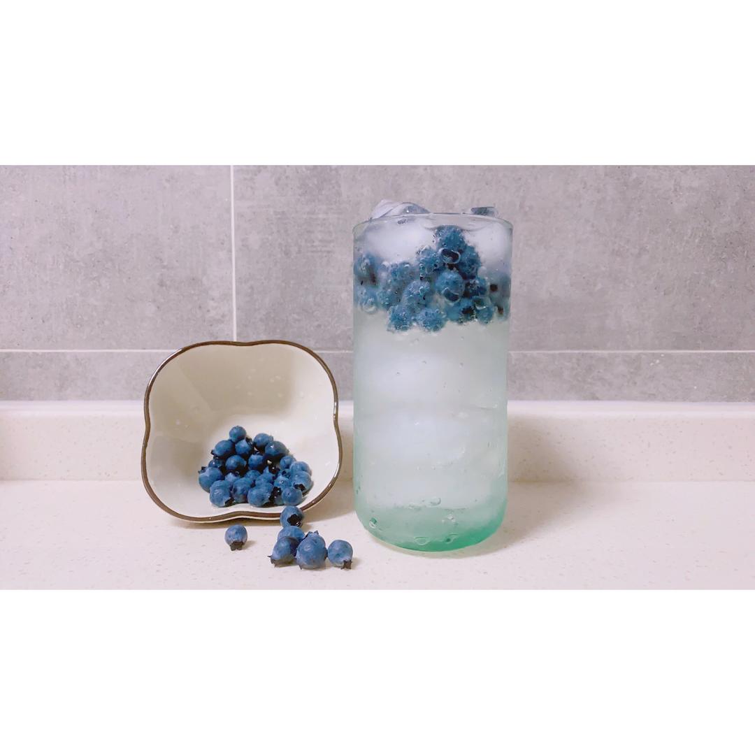 一杯平平无奇的苏打水的做法