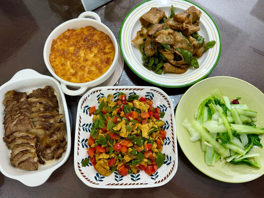 增进食欲的青红椒炒鸡蛋