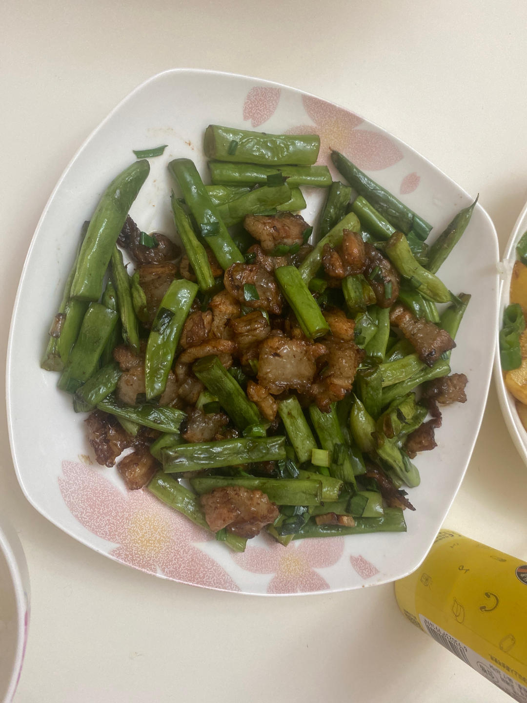 超级下饭神器！好吃不腻的四季豆炒五花肉