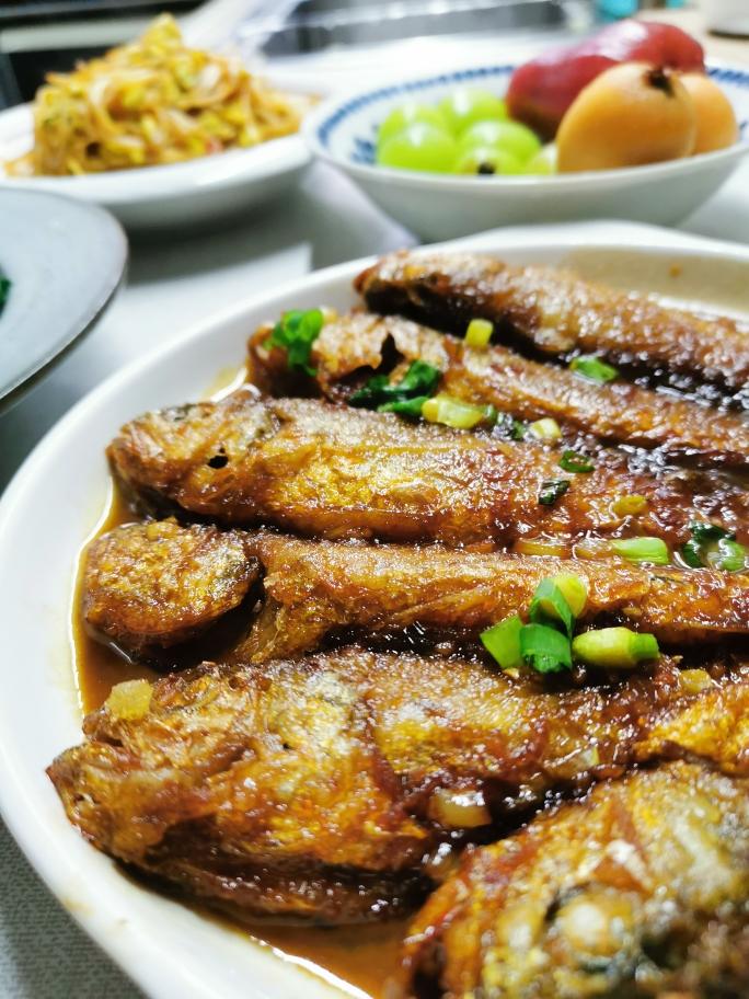 红烧小黄鱼的做法