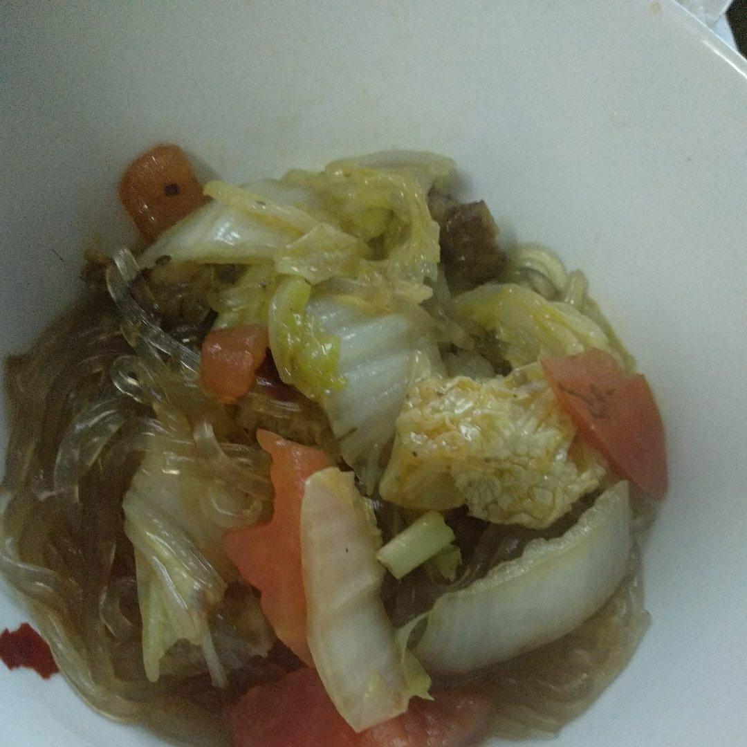 猪肉白菜炖红薯粉
