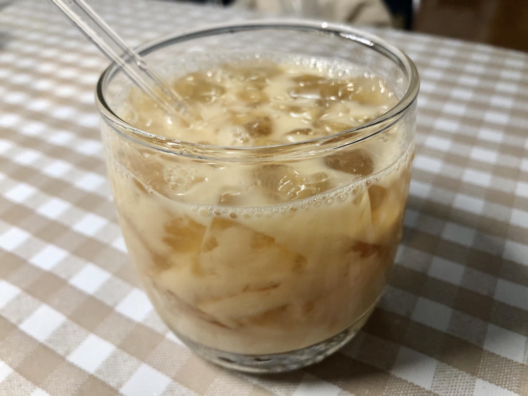 海底椰茅根雪梨菊花膏