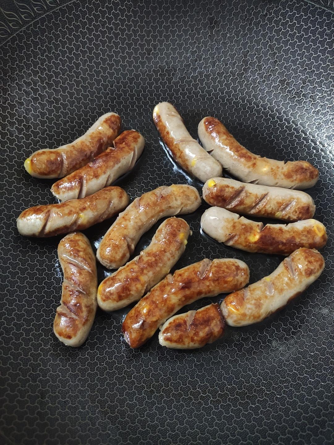 自制鸡肉烤肠和猪肉烤肠