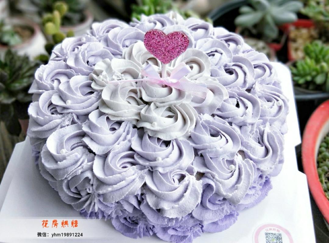 玫瑰渐变生日蛋糕