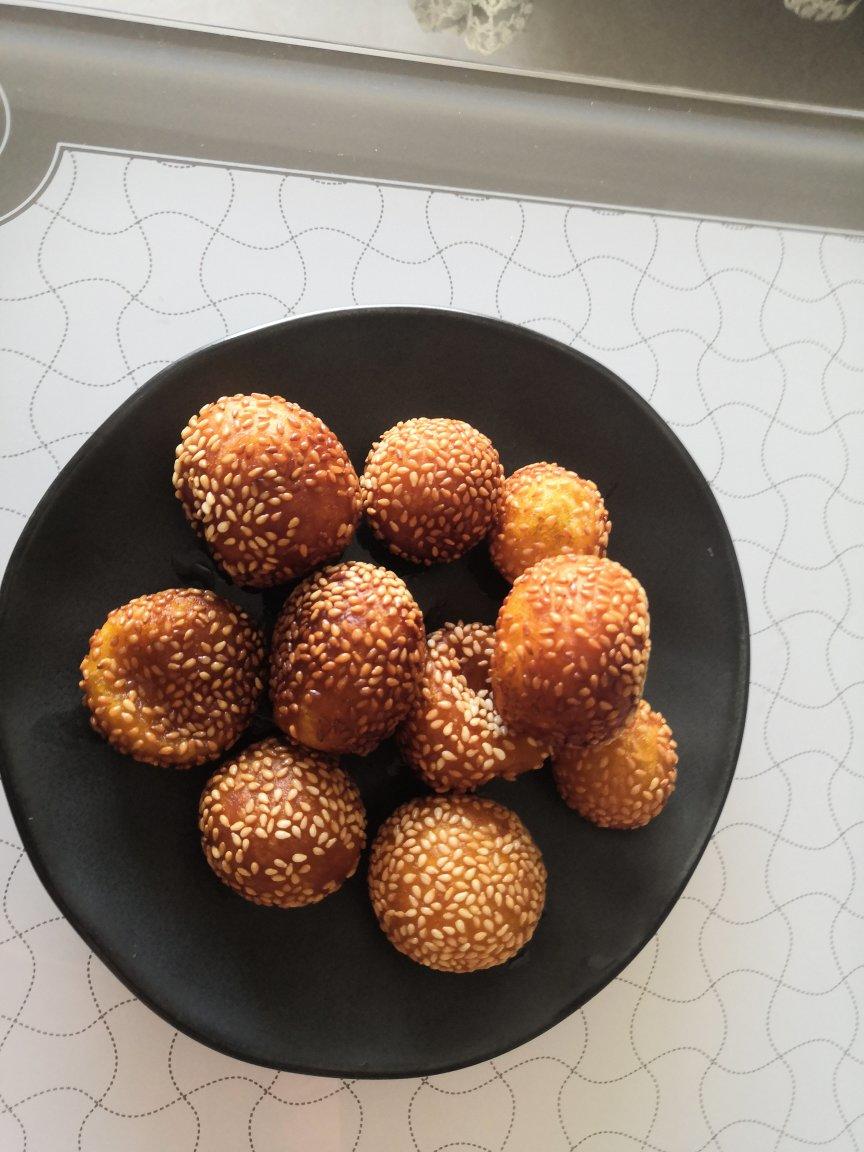 “南瓜芝麻球”聚餐必做小点心