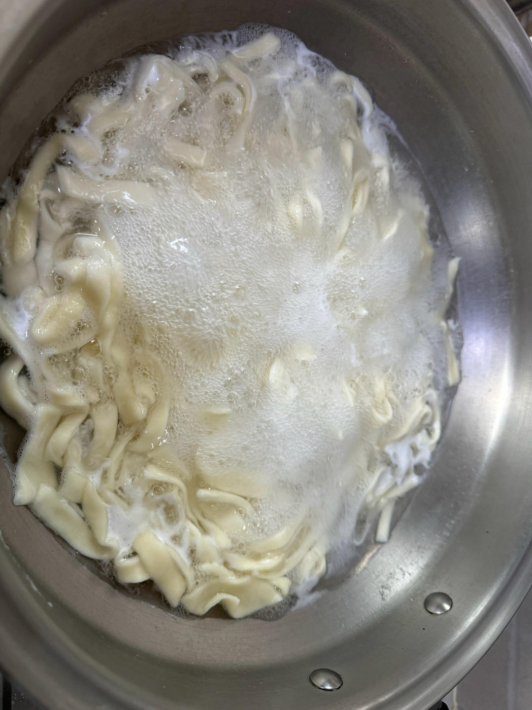 鸡蛋手擀面