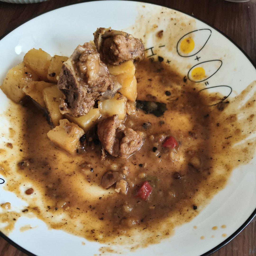 土豆炖排骨