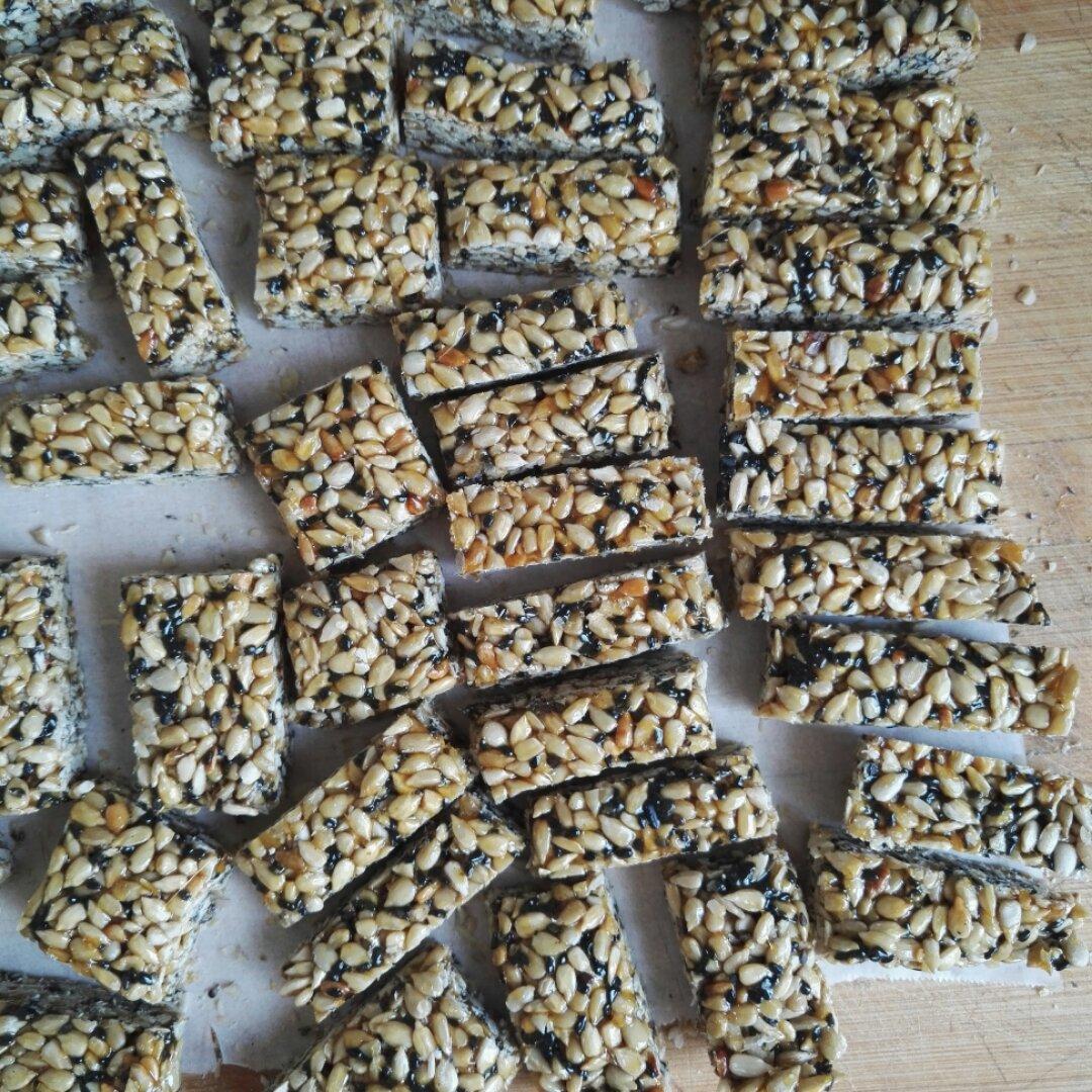 厨房也会饿做的芝麻瓜子糖