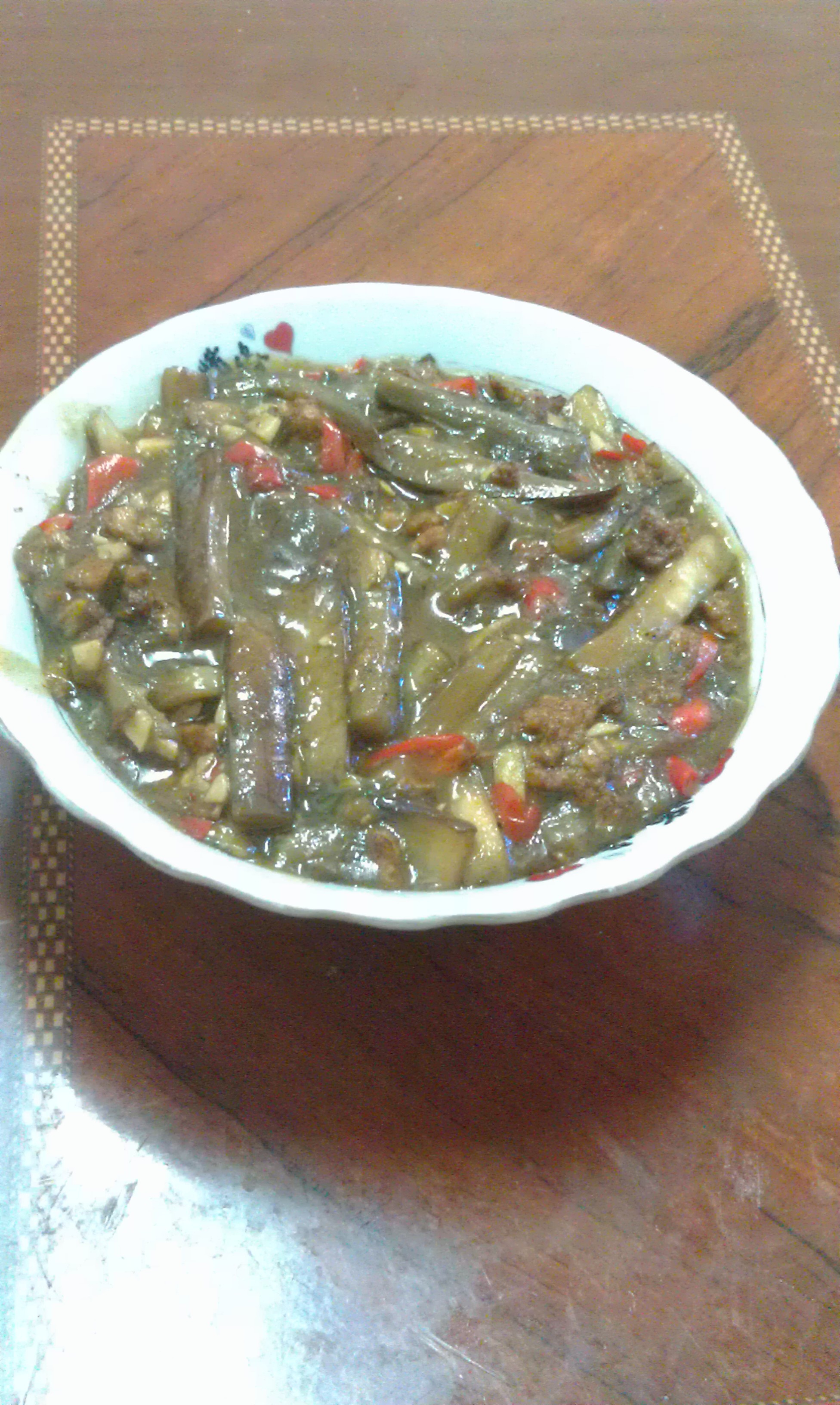 酱香肉末烧茄子