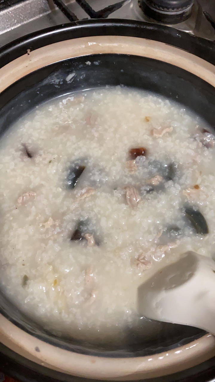 十五分钟快手之香滑皮蛋瘦肉粥(附五分钟电饭煲电压力锅更快捷方法)