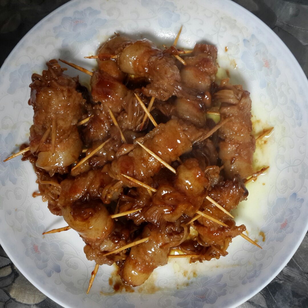 五花肉卷金针菇