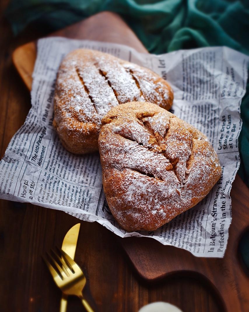 低油小葡萄干面包