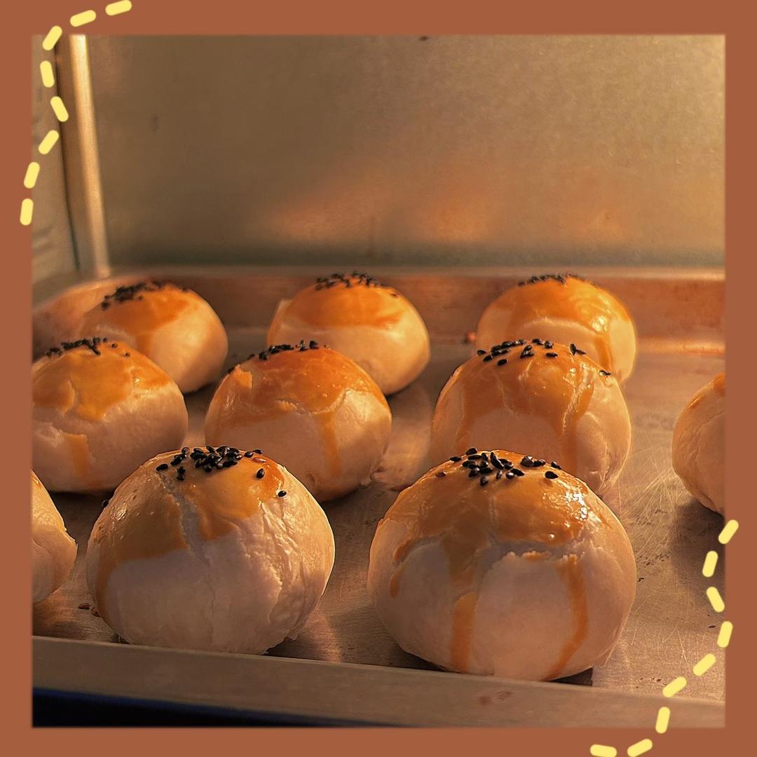 超简单 免揉 酥掉渣的蛋黄酥(超详细附全程视频)不破酥『万能酥皮』