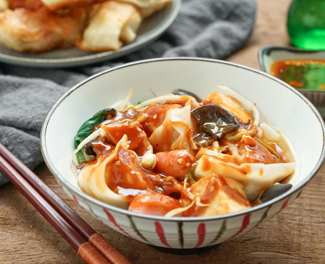 【麻辣拌馄饨×油煎馄饨】的做法