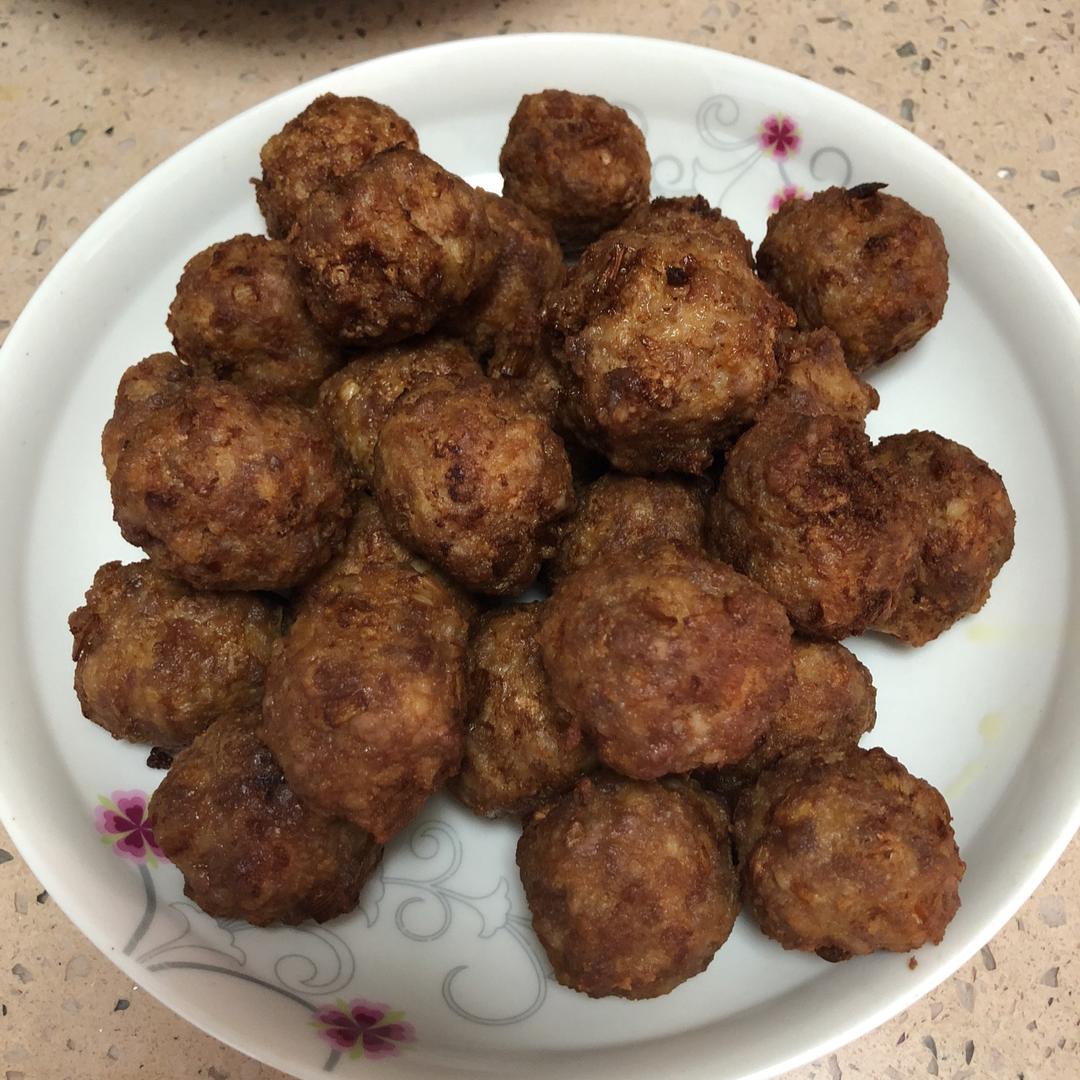 炸肉丸子