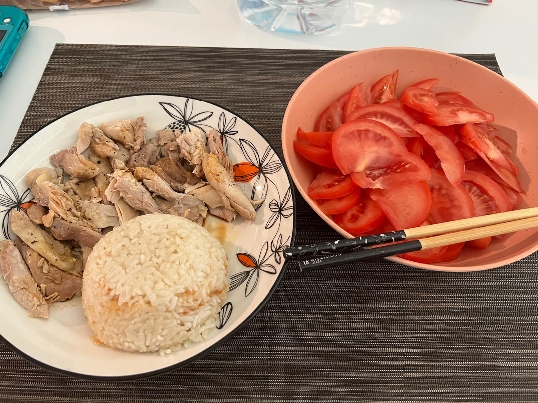 电饭锅蒸鸡腿肉饭