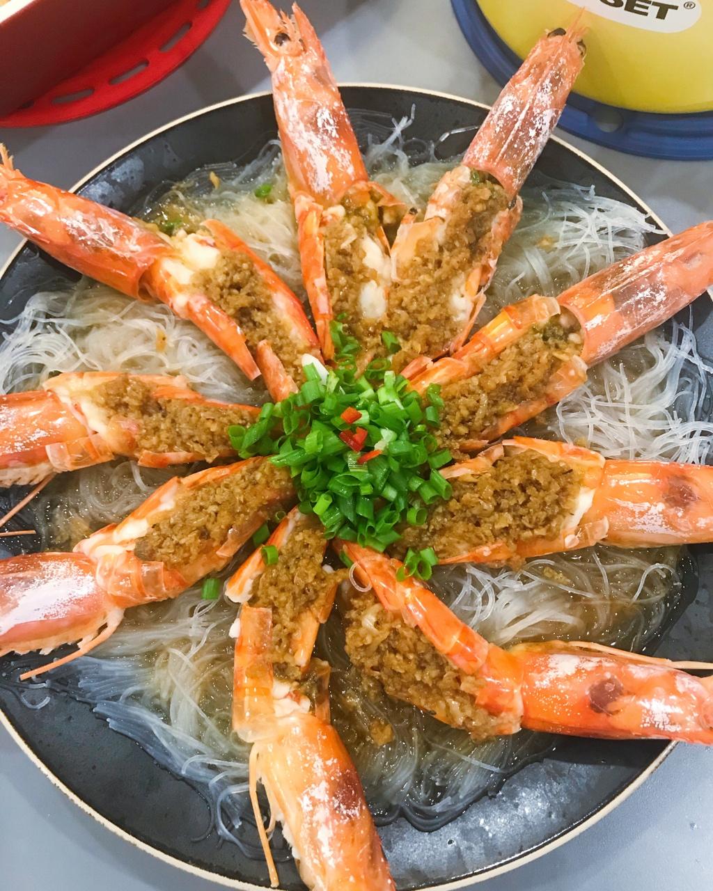 蒜蓉粉丝蒸虾