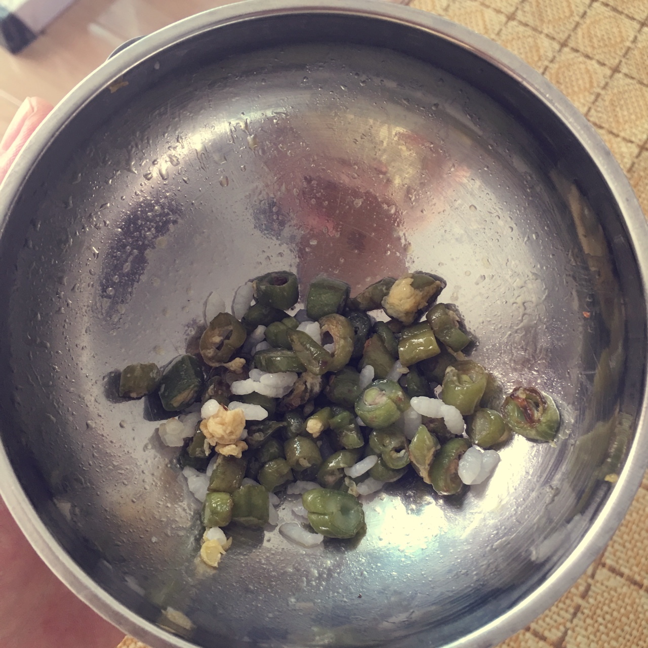 豆角炒鸡蛋