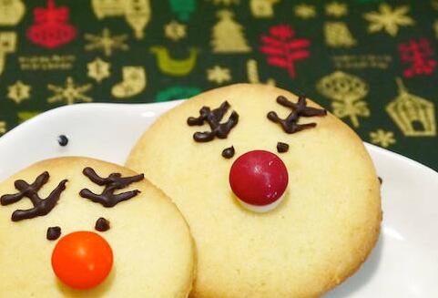 圣诞节-可爱无辜的麋鹿造型饼干(*/ω＼*)