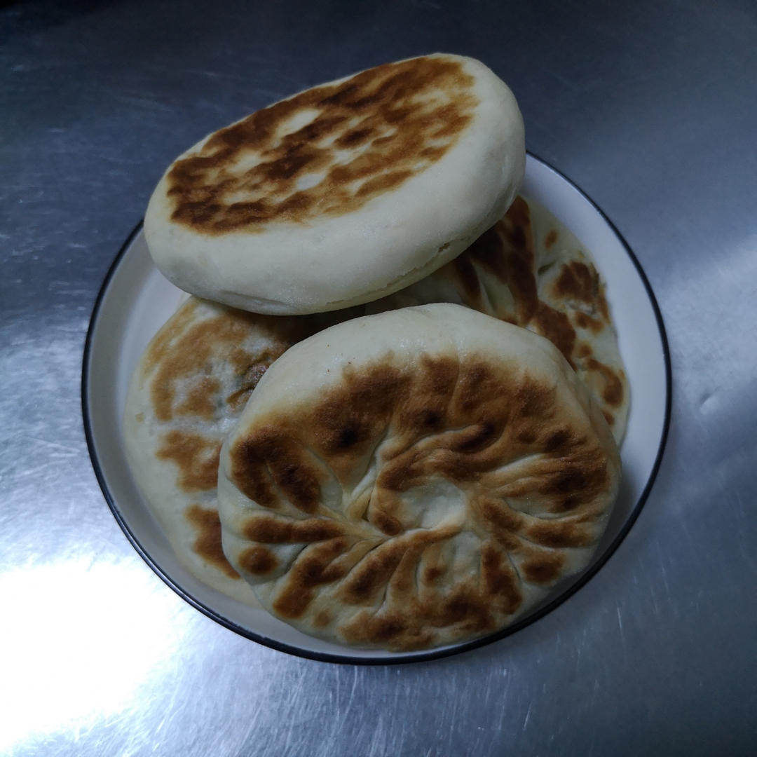 发面早餐~土豆火腿青椒馅饼