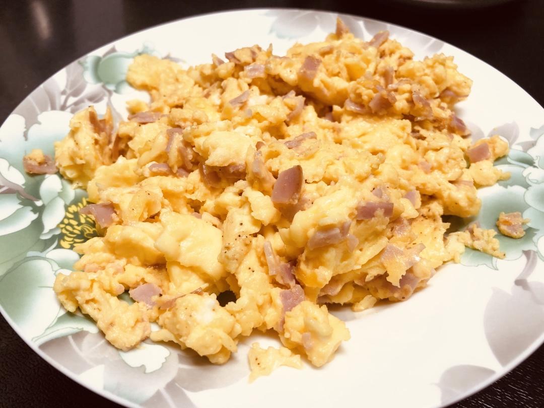 美式炒蛋 scrambled eggs