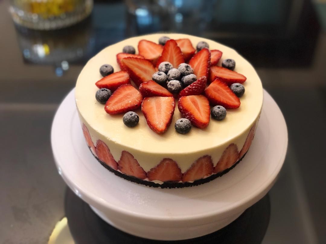 奥利奥草莓酸奶慕斯蛋糕（6寸）