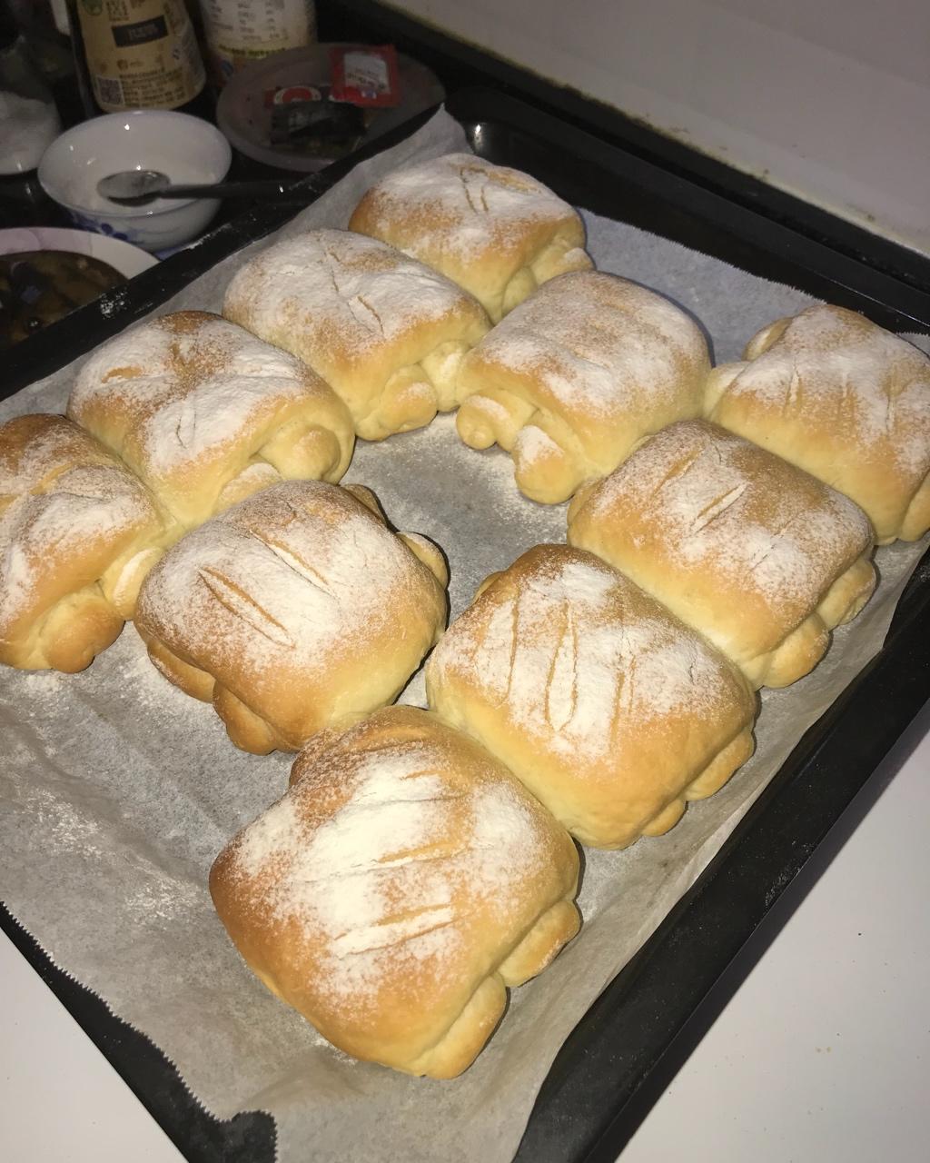 软到不知所措的牛奶卷