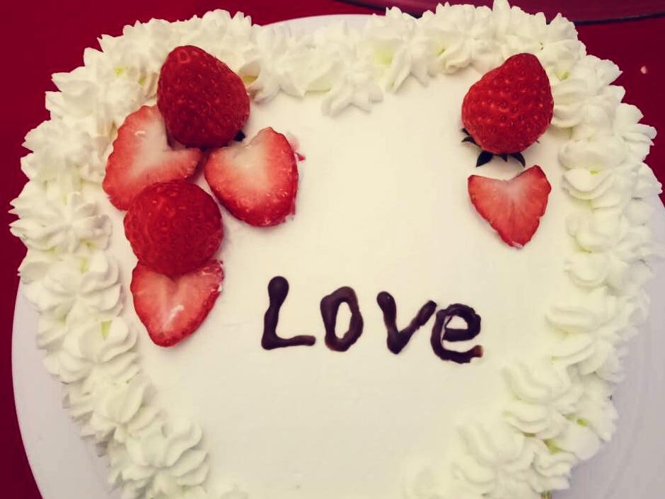 情人节蛋糕的做法步骤图 情人节蛋糕怎么做好吃 秋天不不不回来 下厨房