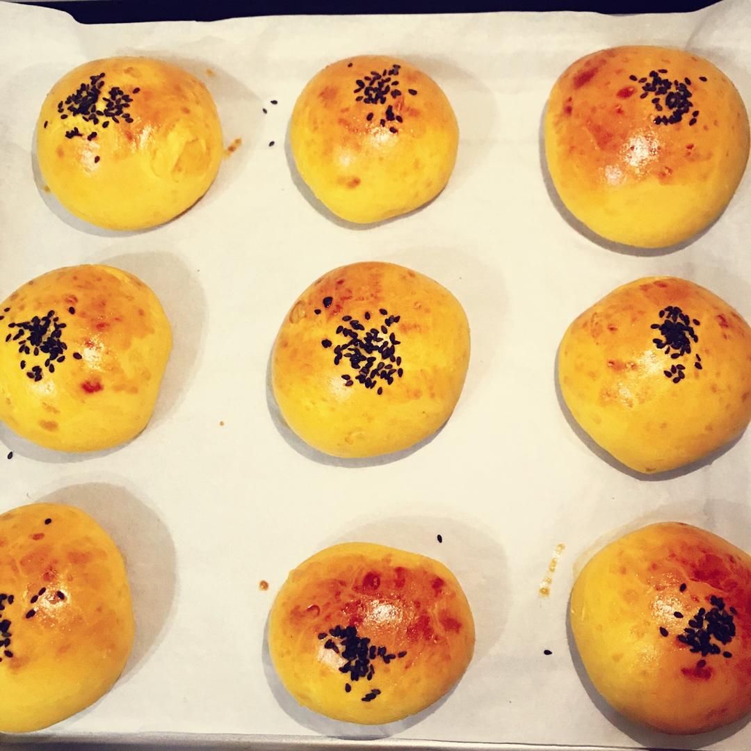 南瓜🎃杏仁小餐包