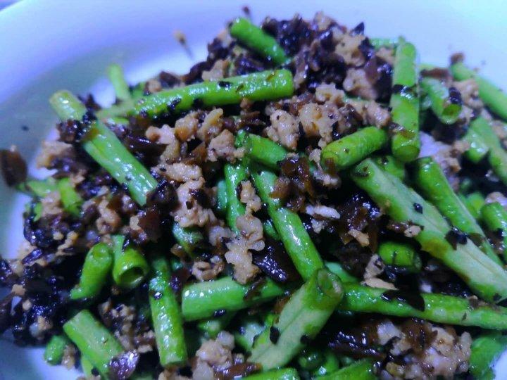 芽菜肉末炒四季豆
